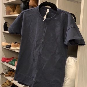 Lululemon short sleeved shirt